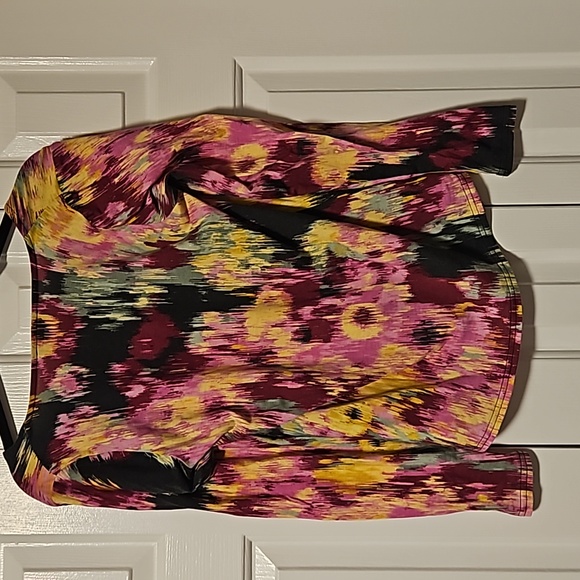 💖 $5 add to bundle item Squareneck top by DG💖 - Picture 4 of 5